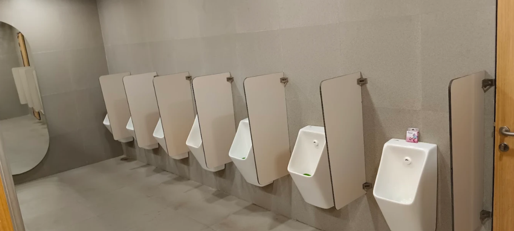 Sanitary Fixtures Photo 2